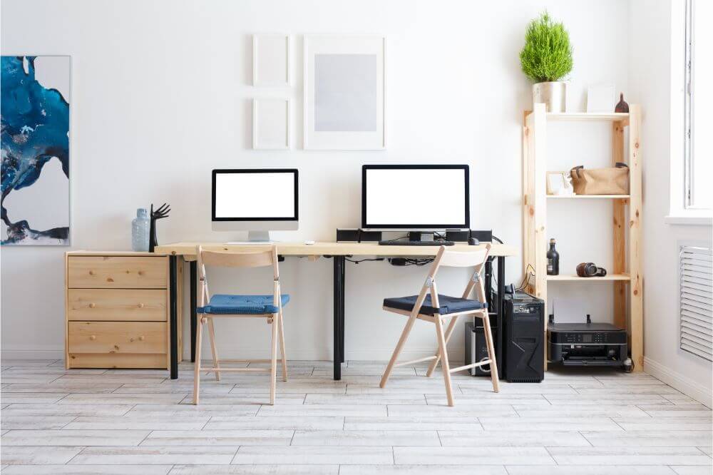 Arrange-an-Office-with-Two-Desks